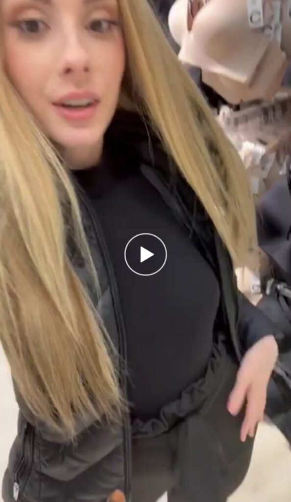 Blondie slut fingering pussy after shopping